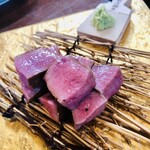 焼肉 肉萬 - レアタン(近)