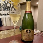 トゥ・ラ・ジョア イズム - 