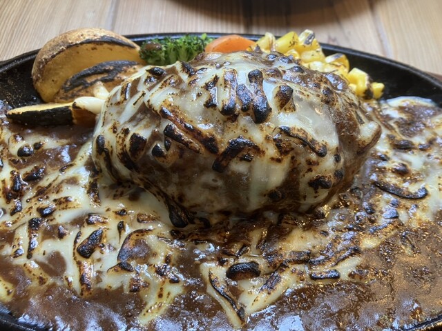 ハンバーグレストラン lala （ララ）のご予約 - 出光美術館/ハンバーグ