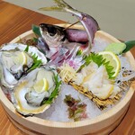 鮮活 喰で!! - ◆「お造り」 ◇つぶ貝◇岩牡蠣◇鯵