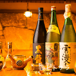 安芸茶寮 - 料理によく合う日本酒が種類豊富なラインナップ