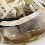ラーメン もっけだの - 『朝食セット(ラーメン)+ニンニク』の『ラーメンニンニク』の豚
