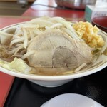 ラーメン もっけだの - 『朝食セット(ラーメン)+ニンニク』の『ラーメンニンニク』