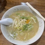 Izakaya Yoshi - 味噌ラーメン