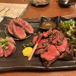 和牛肉酒場 じゅーしゐ - ステーキ2種盛り合わせ(しんしん、ザブトン)