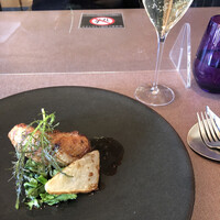 スミレオオサカ - 