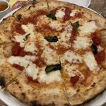 Italian Kitchen VANSAN - マルゲリータ 1,390円