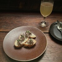 ワインとくつろぐ ツキアカリ -  ワインとくつろぐ ツキアカリ -