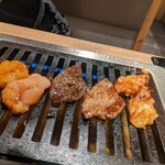 ホルモン焼肉酒場 牛ぎゅう - 