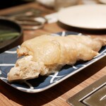 焼肉梁井 - ●豚足 715円