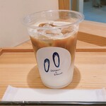 デトールアブルーエ - ドリンク写真:カフェラテR(Iced)