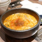 Yakiniku Yanai - ●赤いスープ 935円