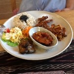 ドッグ&ベジレストラン トゥルシー - 2013/09 玄米プレートランチ（ベジタブルスープ付き）1,100円