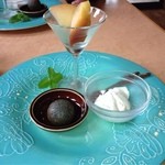 手しごと遊菜 922 - 胡麻団子