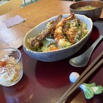 Kisetsu Ryouri To Tempura Roba - 天丼です。