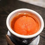 沙龍 - 佐野トマト鱶鰭団子上海スープ