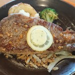 ジョナサン - 料理写真:ビーフリブリースステーキ　醤油ガーリックソース