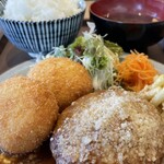 miino食堂 - チーズの香りにコク増したデミグラスソースが抜群