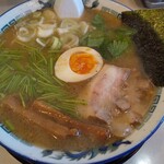 らーめん みのり - 料理写真:優しい味わいのあっさり系ラーメン。三つ葉がいい。