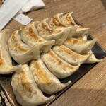 肉汁餃子のダンダダン - 焼き餃子