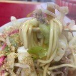 安全食堂 - シャキシャキ野菜と一緒に麺を