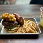 THE GREAT BURGER STAND - 7月マンスリーバーガー　チャイニーズコーンフリットバーガー