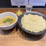 町田汁場 しおらーめん進化 - つけ麺大盛　