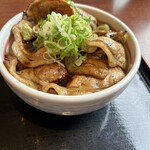 炭火焼豚丼 信玄 - 