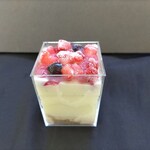 FROM - ミニ食べる飲むチー(ミックスベリー)