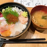 東三国 海鮮食堂 おーうえすと - 