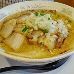 おおぎやラーメン - 豚骨醤油ラーメン