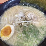 ゆにろーず - にんにくたまごラーメン醤油　アップ