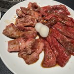 炭火焼肉 明翠園 - カルビ＆ロース