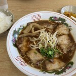 Aozora - チャーシュー麺(大)_ごはん(小)