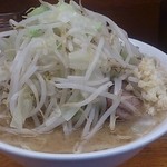 ラーメン二郎 立川店 - ラーメン小ニンニク。