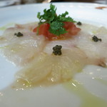 IL PINOLO LEVITA - アンティパスト　キャビアとヒラマサのカルパッチョ仕立て