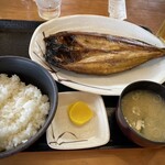 柿崎商店 海鮮工房 - ホッケ定食