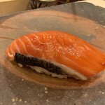 鮨桂太 - 鱒の介