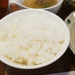 キッチン ブルー グローブ - ご飯大盛りのアップ