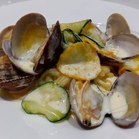 リストランテ ラ ソリア - 大粒アサリとズッキーニのリングイーネ（2023.6）