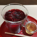 泰風佳日 - 台湾洛神花茶（ローゼル）　完熟梅シロップつき