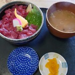 寿司吉 - 中落ち丼