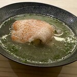 鮨 なんば - ❸キンキ～網走産のキンキは脂ののりが抜群、そのうえ甘めの味わいが癖になる。素材の甘味に醤油、味醂。
