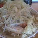 豚星。 - 小ラーメン豚入り。750円で豚だらけ（笑）