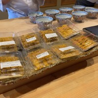 鮨 十兵衛 - ドドンとお一人１パックの量Σ( ˙꒳​˙  )