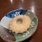 Kawasakigura - このオヤジは口寂しい、と察したのか、クッキーをサービスしてくれました