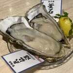 MICHI FISH&OYSTER - 生牡蠣盛り合わせ　Bセット
            釜石、気仙沼　¥1,250-