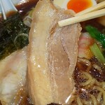 めし酒場　克 - たまり醤油ラーメンの豚バラチャーシュー(R5.7.22撮影)