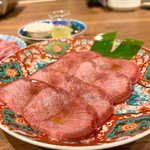 酒と焼肉ニュートミー - 
