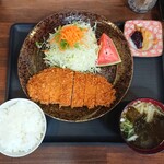 Tonkatsu Katsumi - 極厚ロースカツ定食（数量限定）1,000円